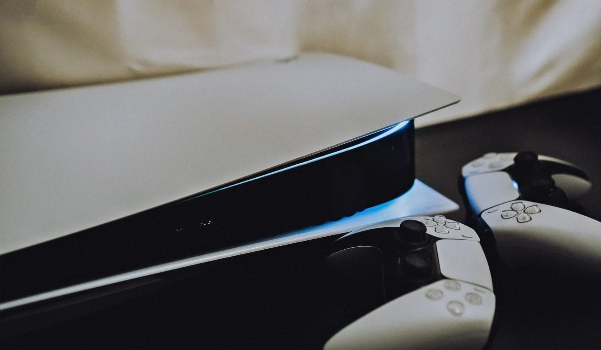 PS5 is UK's Best-Selling Console in 2022