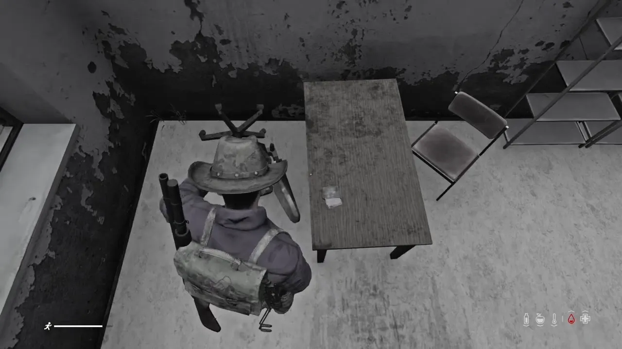 Found Tetracycline Pill on desk in hospital in DayZ
