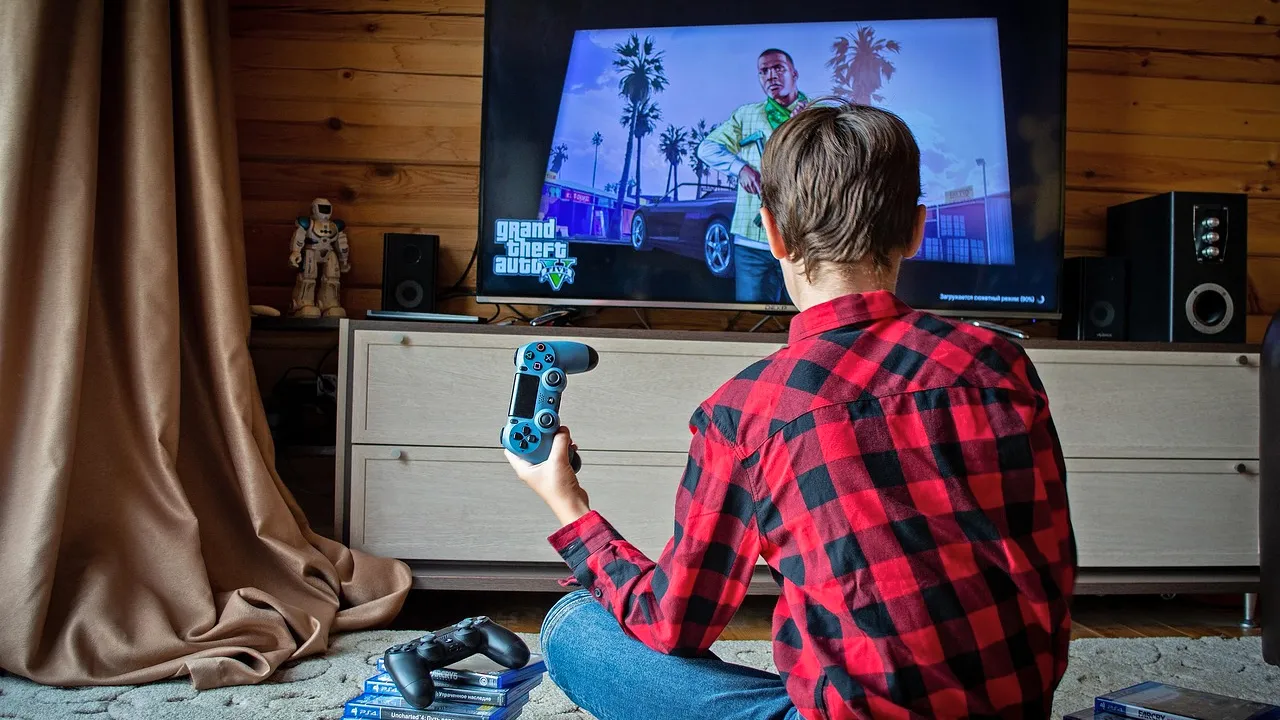 Microsoft’s Bold Xbox Plan Might Let You Play PlayStation’s Top Exclusives