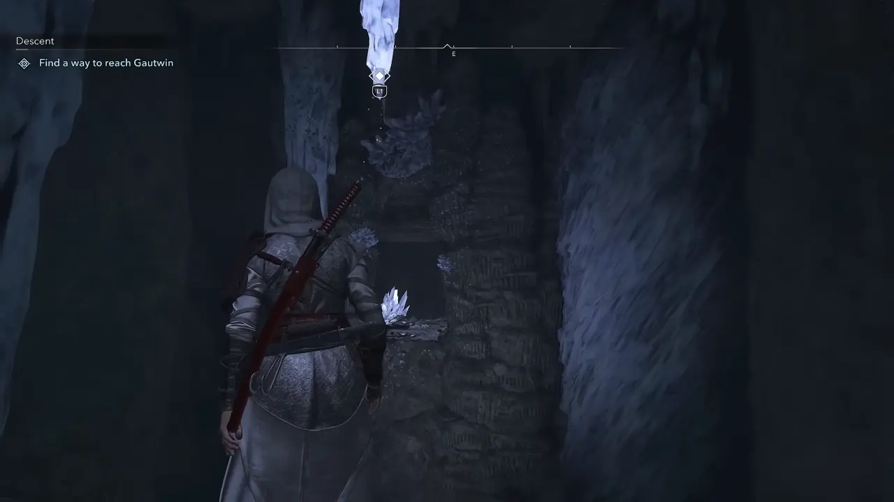 Grappling to move down through opening to reach Elitrasi Fanatics in Attack of Titan story in AC Shadows.